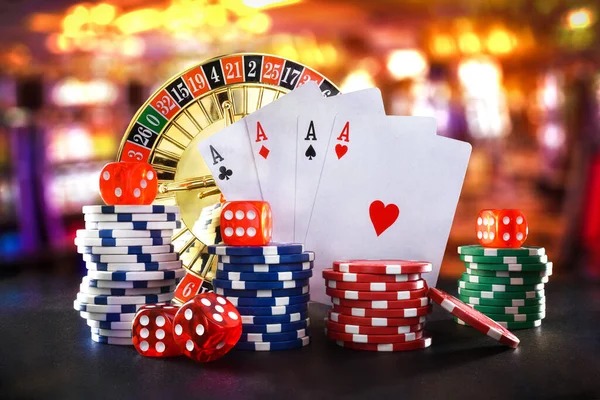 maxwin303 app interface showing slot games and live casino options on mobile screen